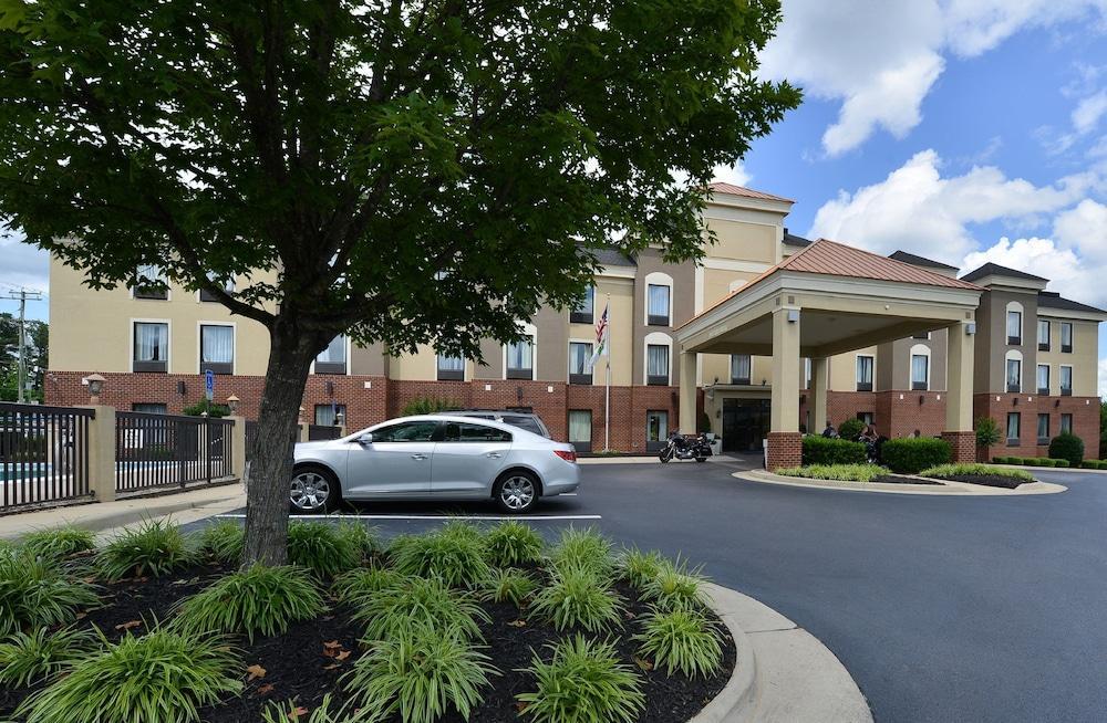 Holiday Inn Express Hotel & Suites Petersburg/Dinwiddie By Ihg Exterior foto
