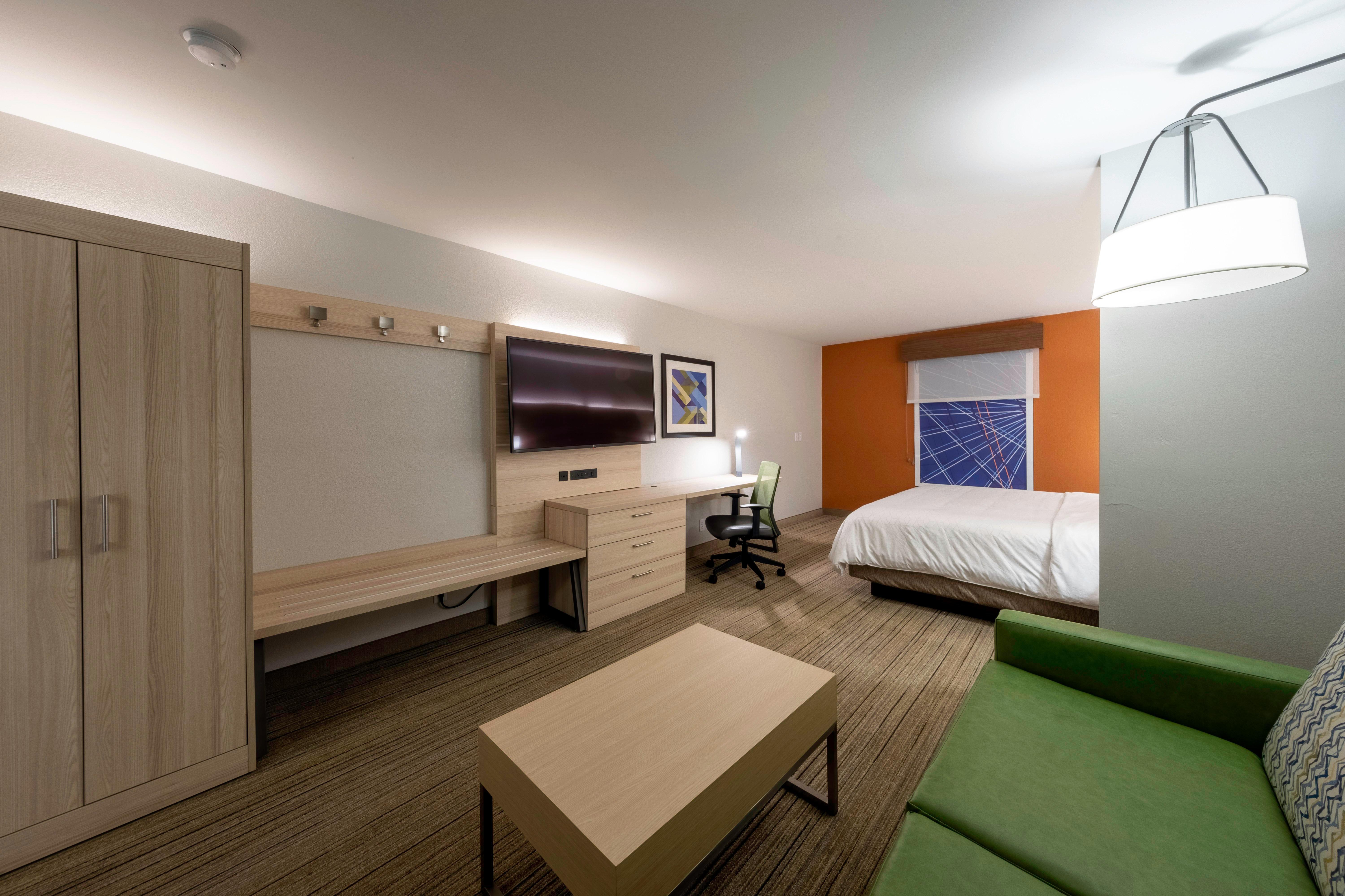 Holiday Inn Express Hotel & Suites Petersburg/Dinwiddie By Ihg Exterior foto